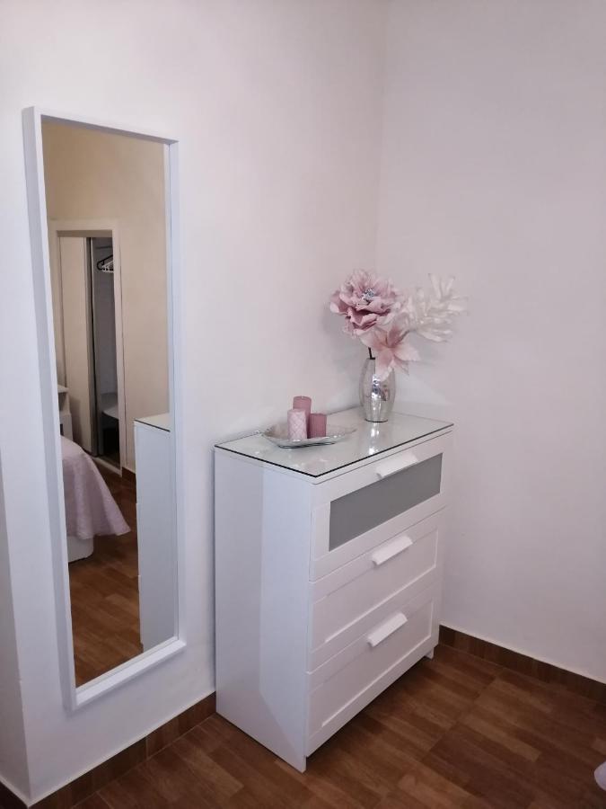Apartamento Entrecaminos Setenil De Las Bodegas ภายนอก รูปภาพ