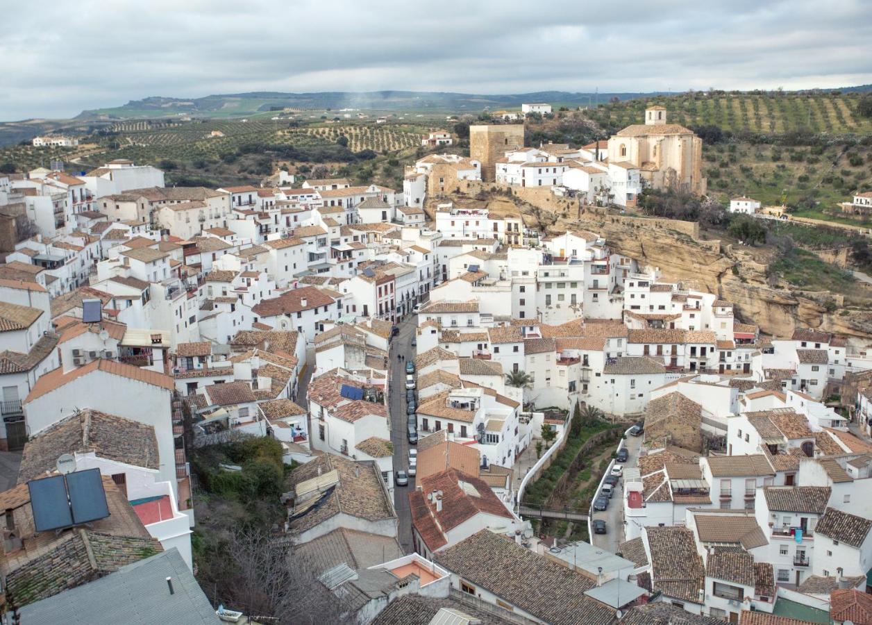Apartamento Entrecaminos Setenil De Las Bodegas ภายนอก รูปภาพ
